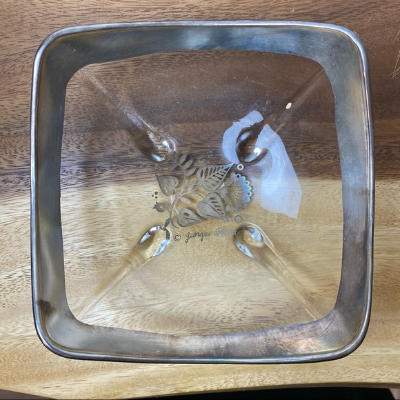 Set of Georges Briard Sterling Silver Overlay Glass Bowls - Picture 10 of 16